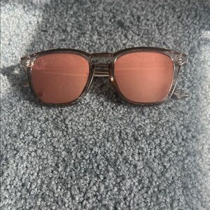 Blenders Rose Hold Mirrored Sunglasses